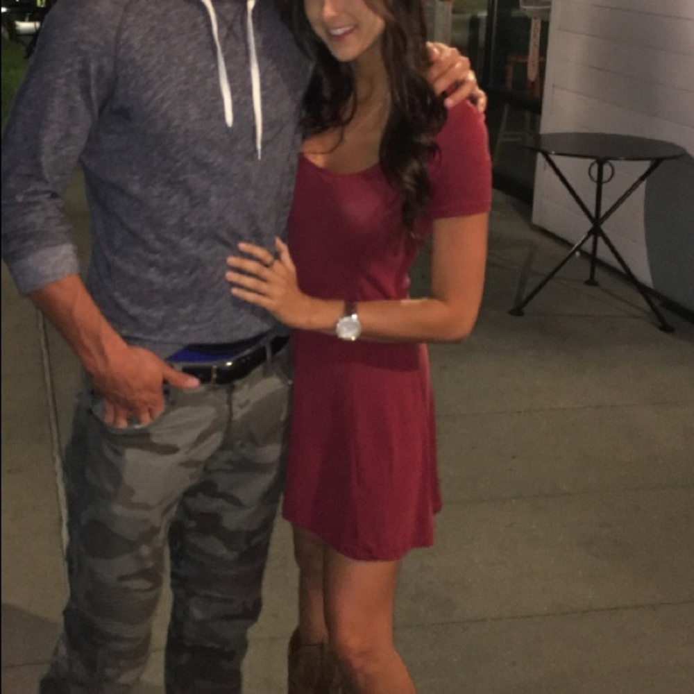 Miami dark red mini dress. V stretchy